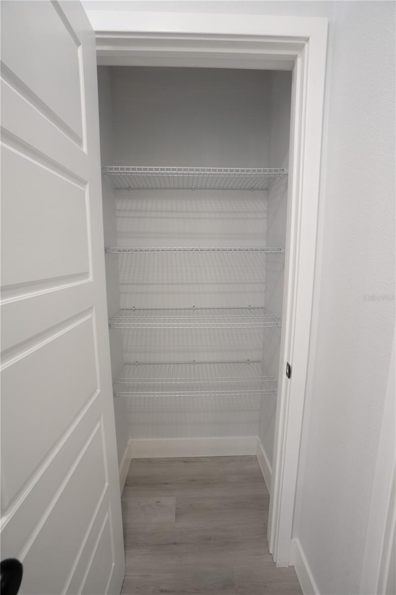 ROLLING RANCH ESTATE - Residential