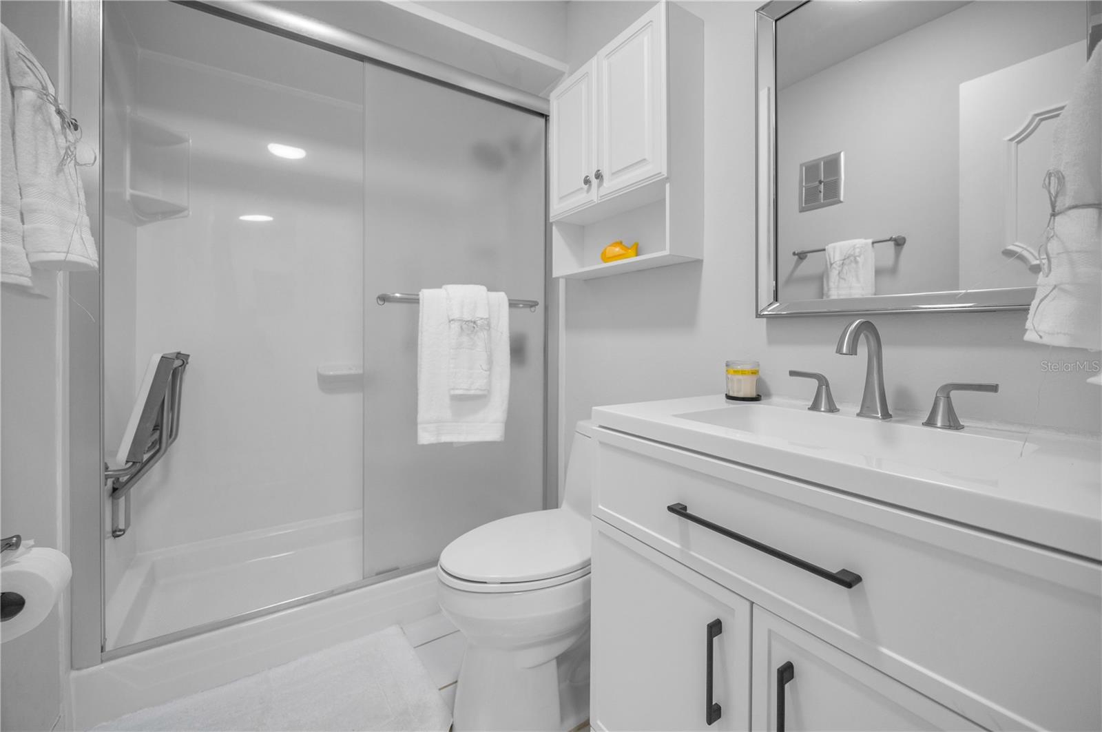 HILL CREST VILLAS - Residential