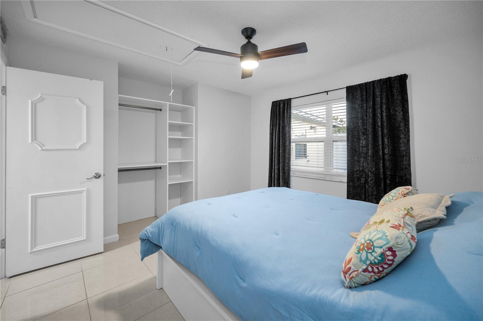 HILL CREST VILLAS - Residential