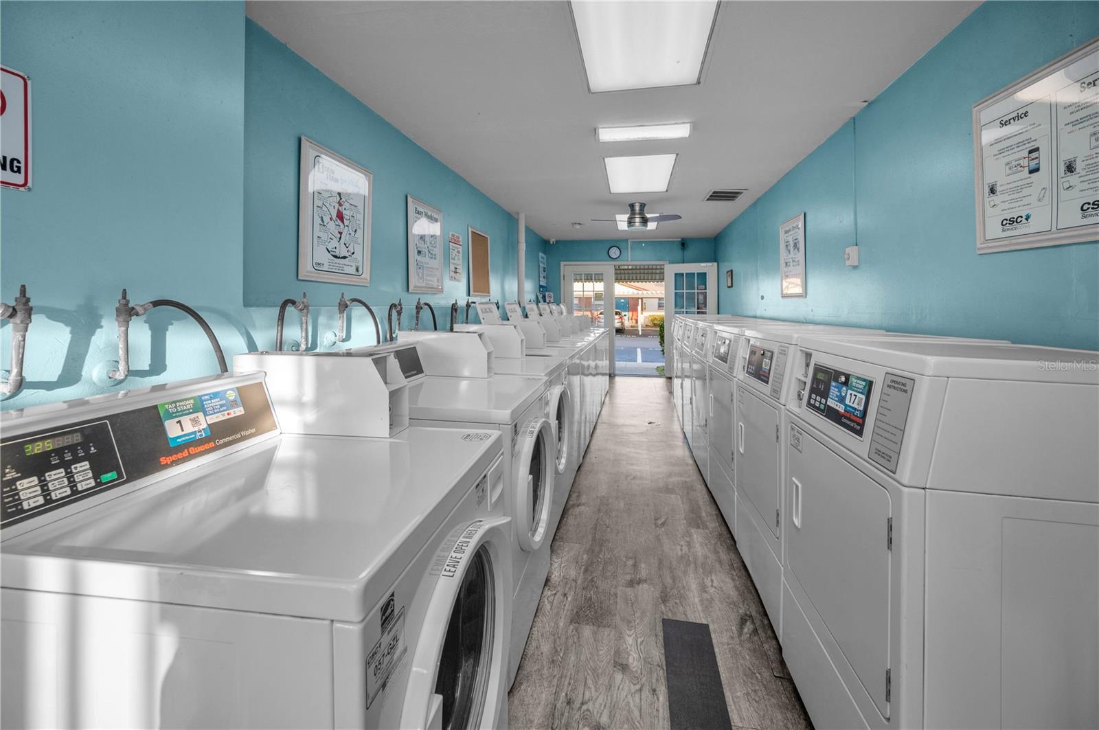 HILL CREST VILLAS - Residential