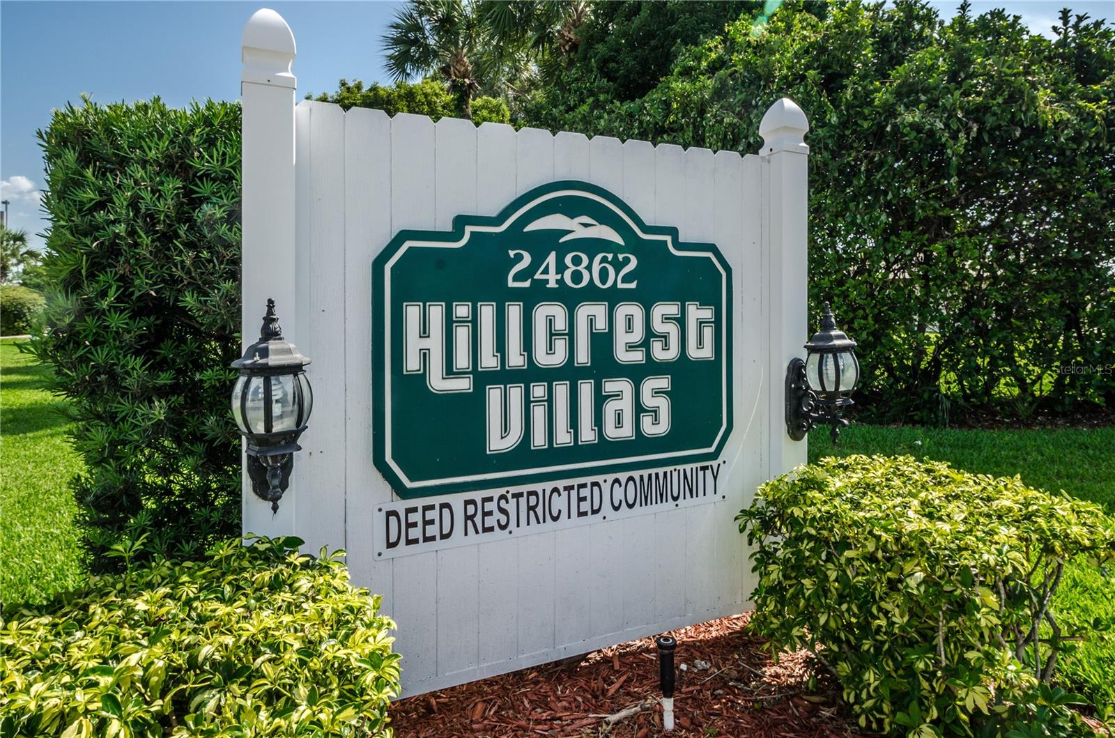 HILL CREST VILLAS - Residential