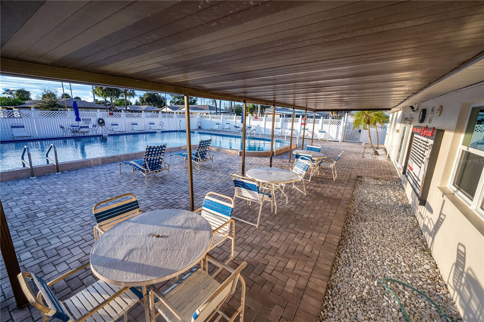 HILL CREST VILLAS - Residential