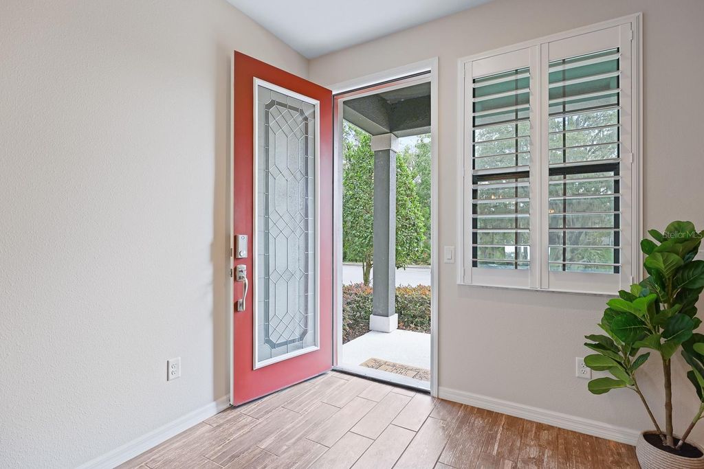 Photo of 5613 Kingsley Corner Way, Lithia, FL 33547 (MLS # TB8386049)