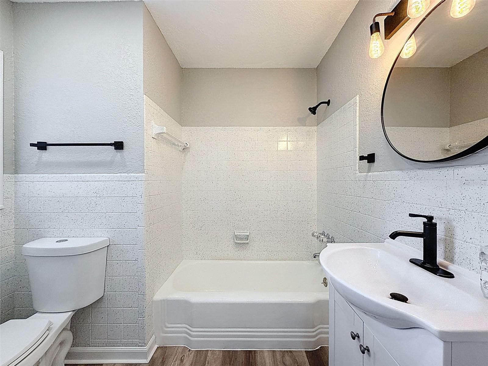 BASS LAKE ESTATES - Residential