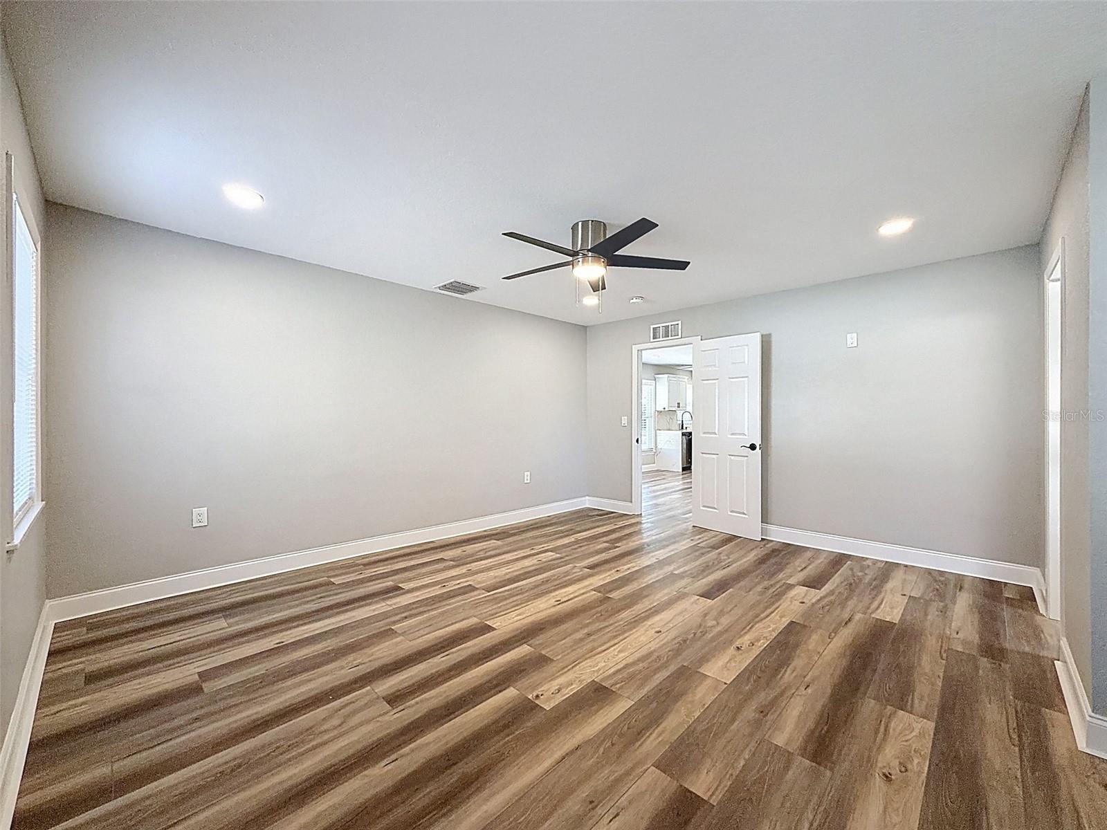 BASS LAKE ESTATES - Residential