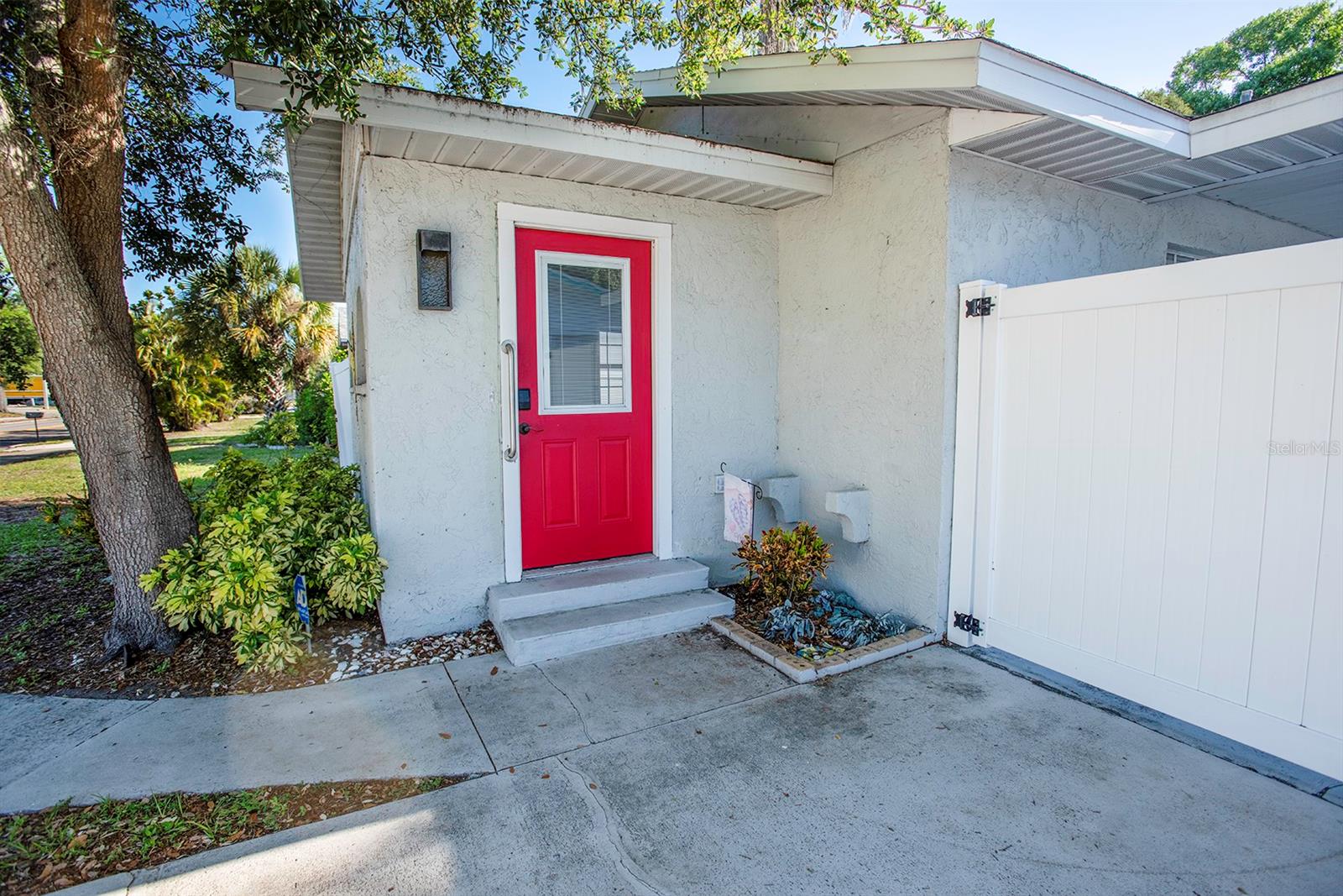 KENILWORTH - Residential