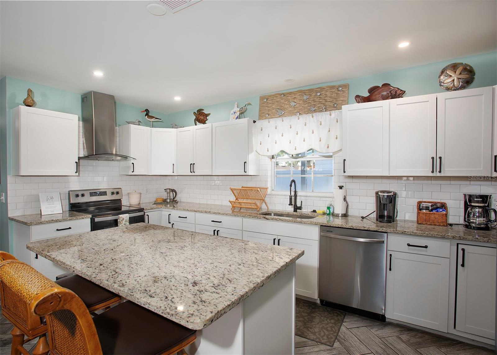 KENILWORTH - Residential