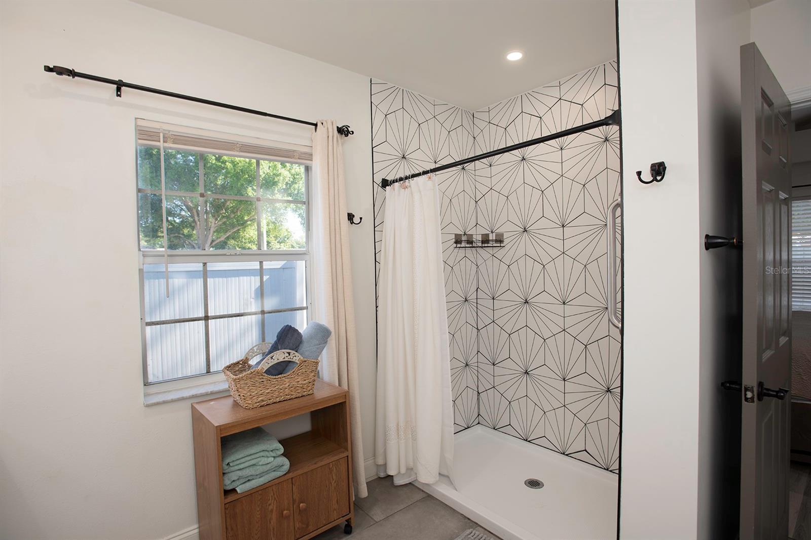 KENILWORTH - Residential