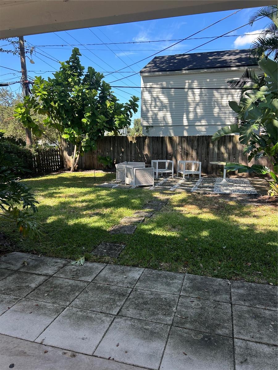 EDGEWATER MANOR - Residential Lease