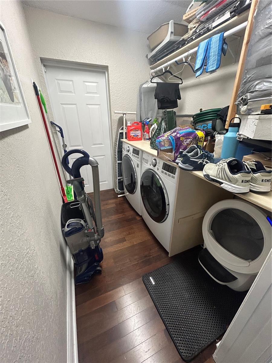 EDGEWATER MANOR - Residential Lease