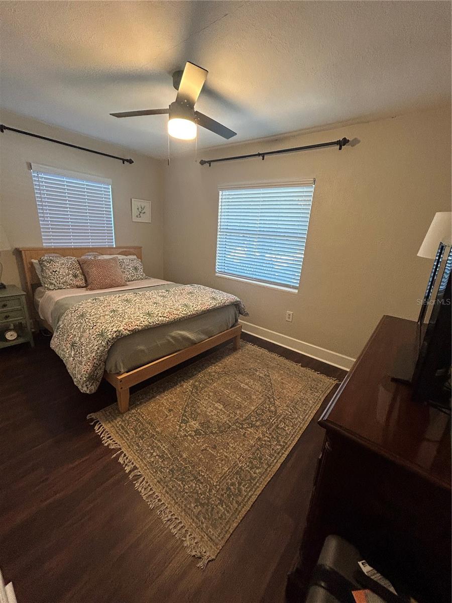 EDGEWATER MANOR - Residential Lease