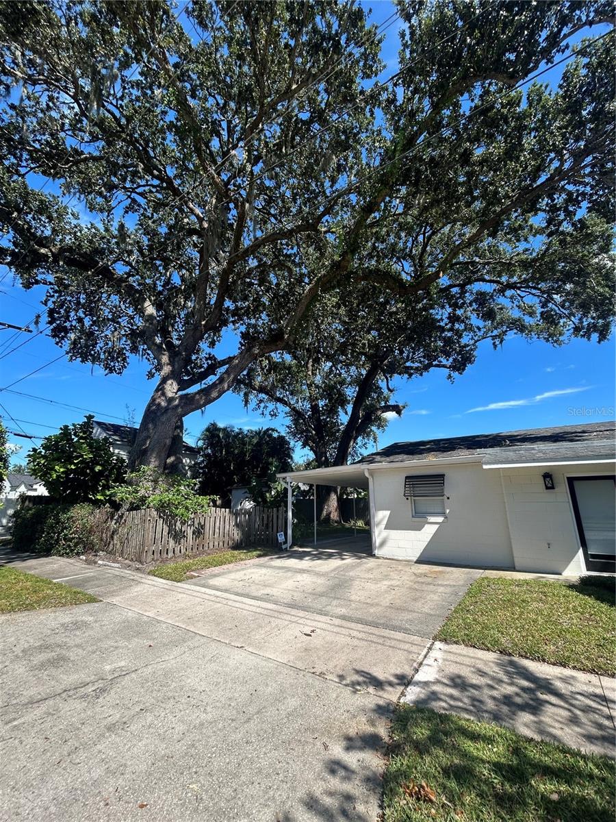 EDGEWATER MANOR - Residential Lease