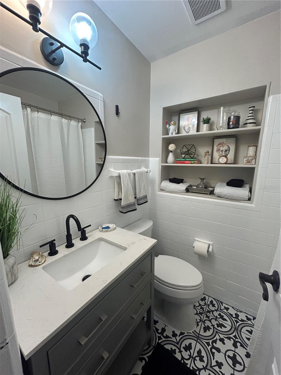 EDGEWATER MANOR - Residential Lease