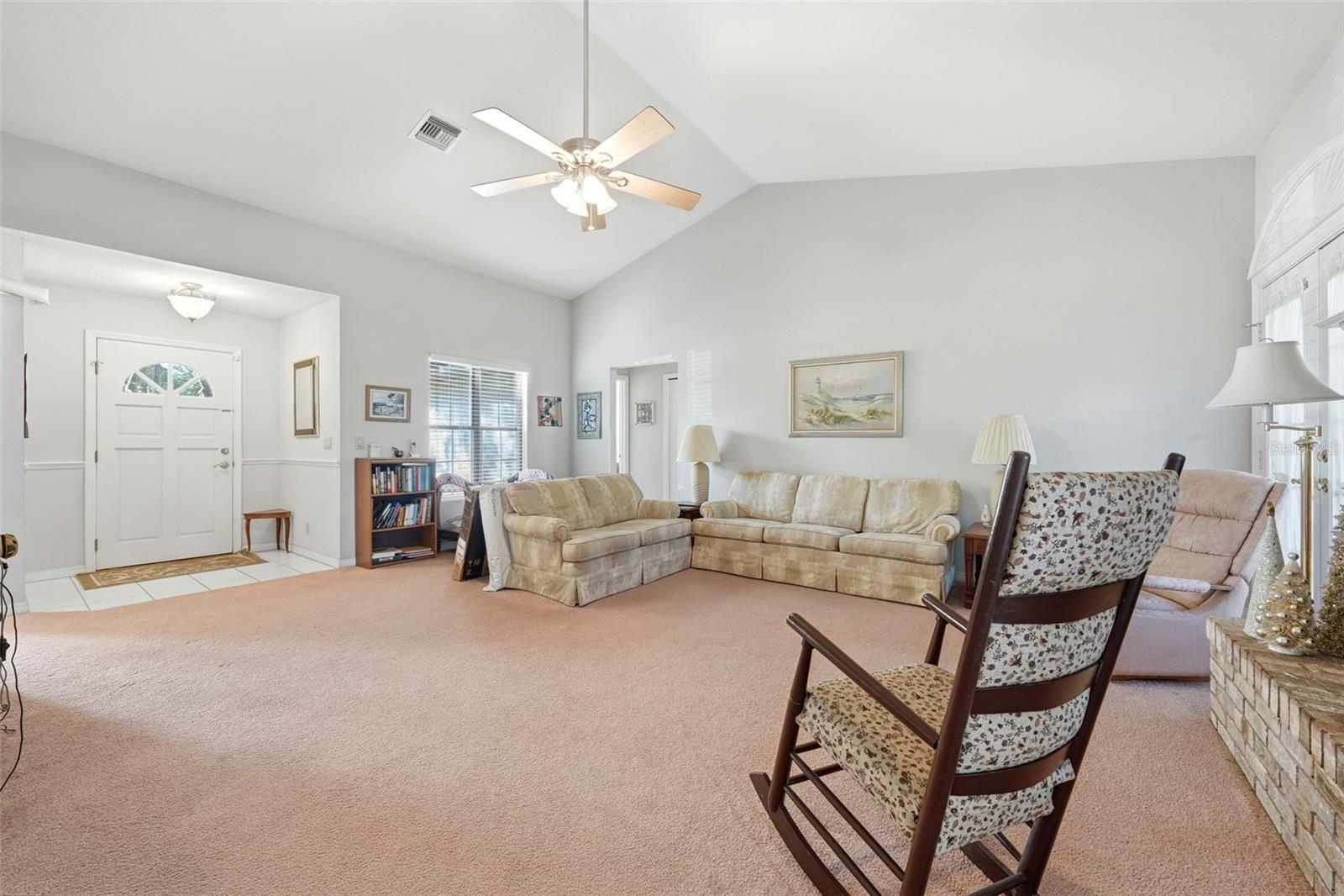 COUNTRY ESTATE KENSINGTON - Residential