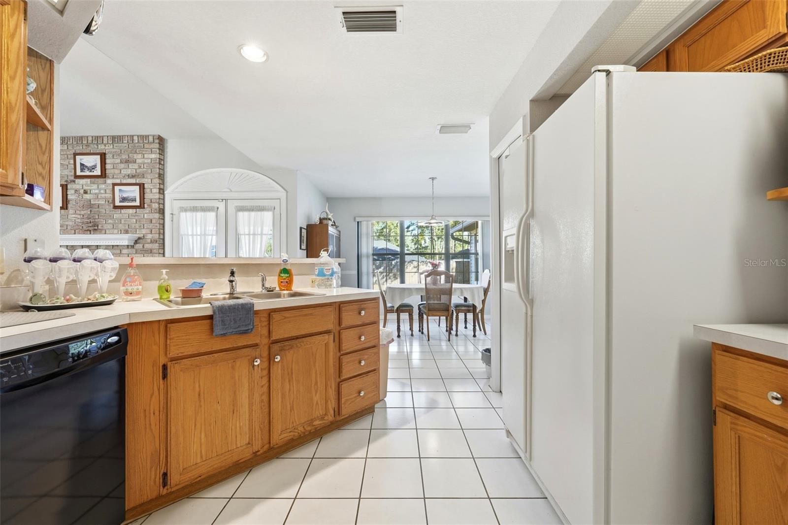 COUNTRY ESTATE KENSINGTON - Residential