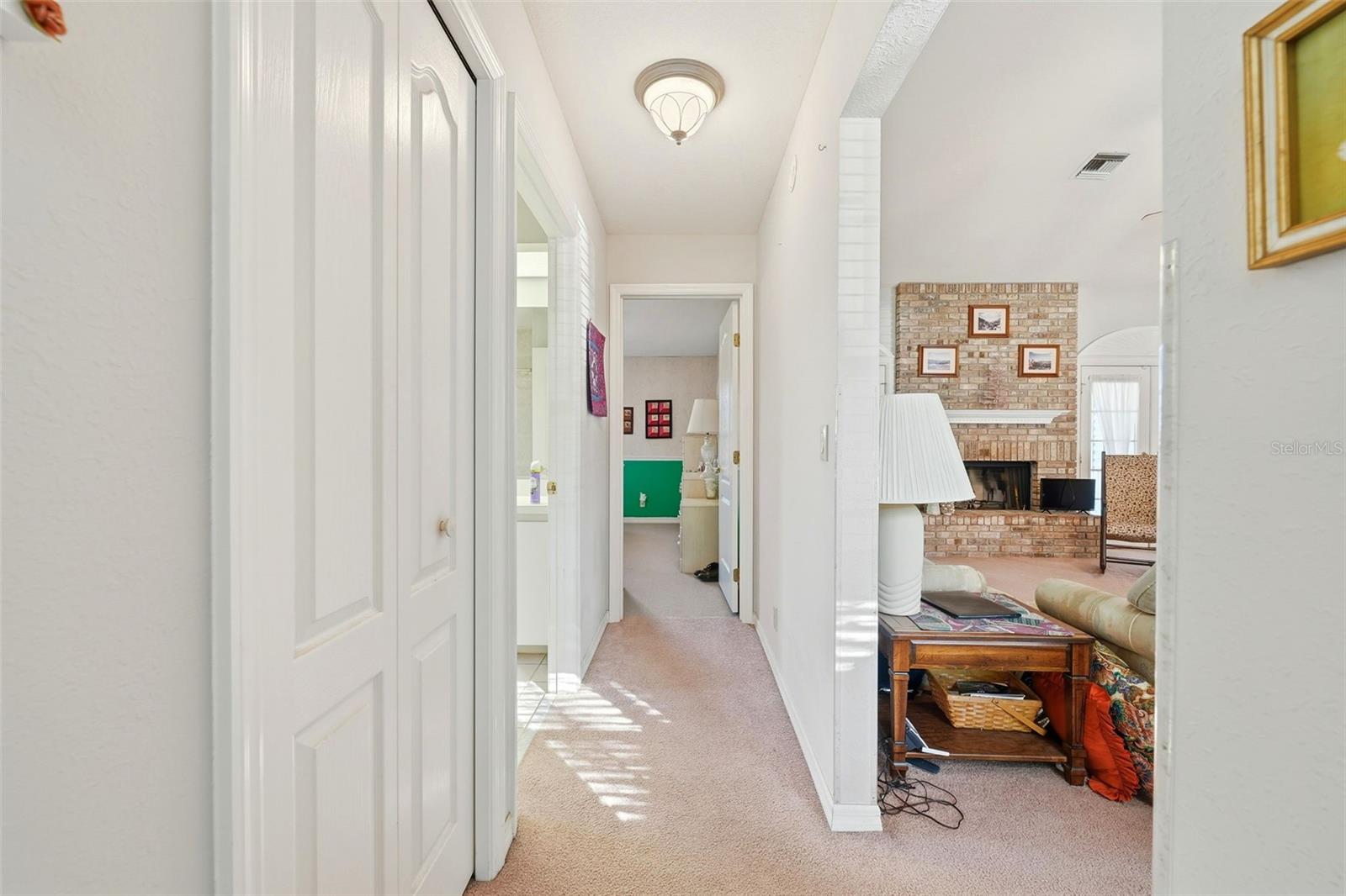 COUNTRY ESTATE KENSINGTON - Residential