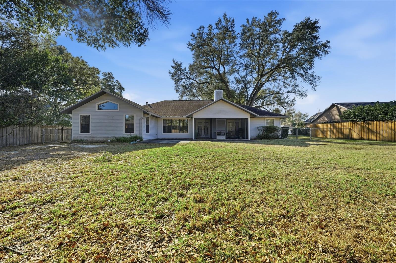 COUNTRY ESTATE KENSINGTON - Residential