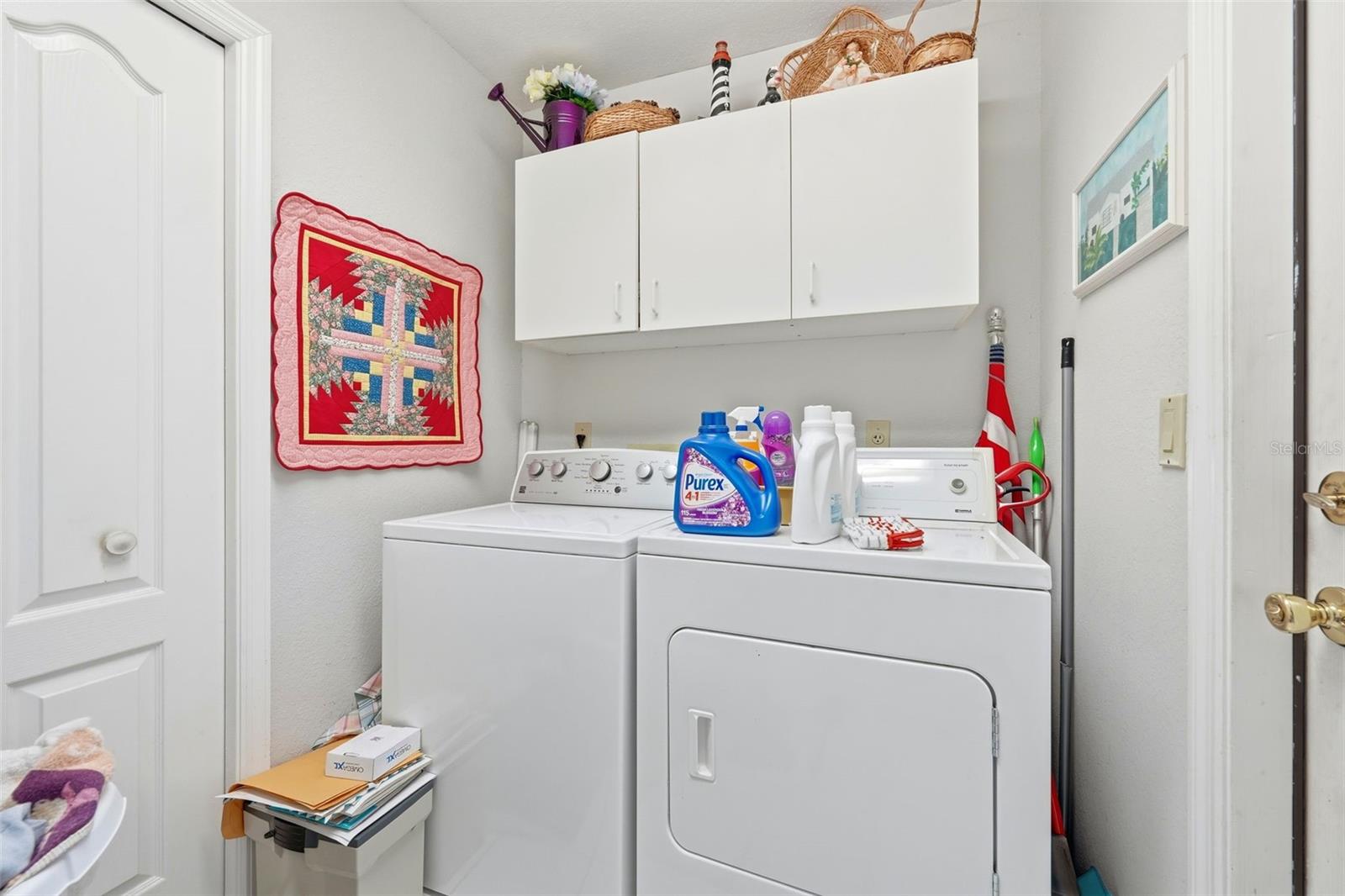 COUNTRY ESTATE KENSINGTON - Residential