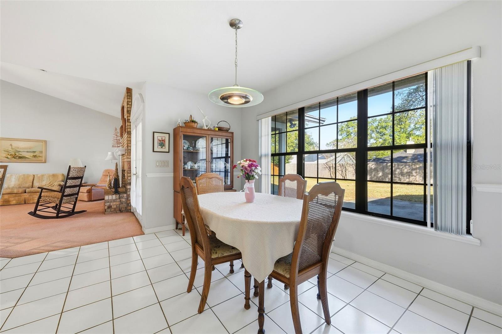 COUNTRY ESTATE KENSINGTON - Residential