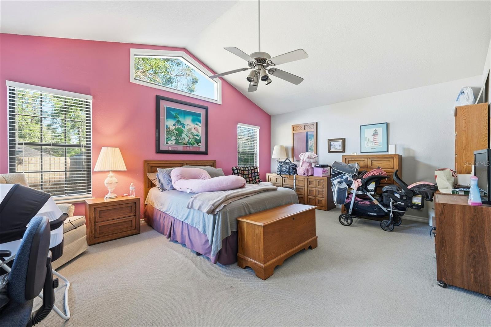 COUNTRY ESTATE KENSINGTON - Residential