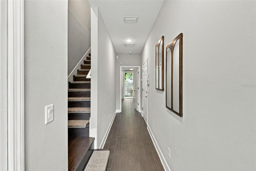Photo of 3226 W Horatio Street, Tampa, FL 33609 (MLS # TB8554516)