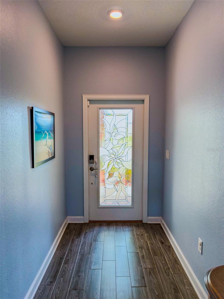 1047 OAK BLUFF DRIVE