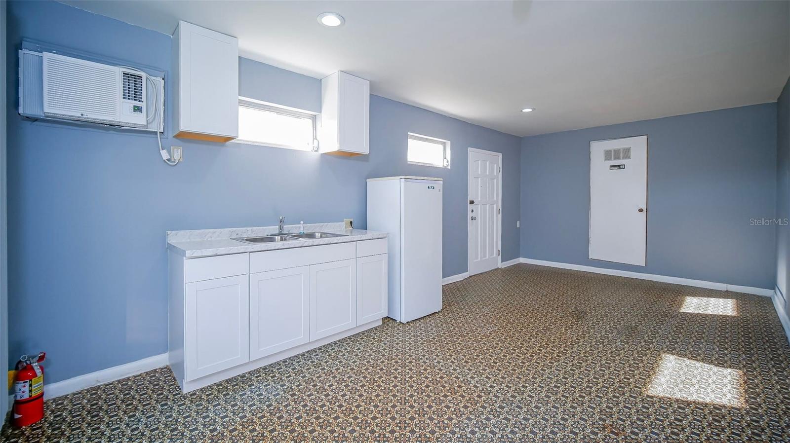 SIMONTON FARMS - Residential Lease