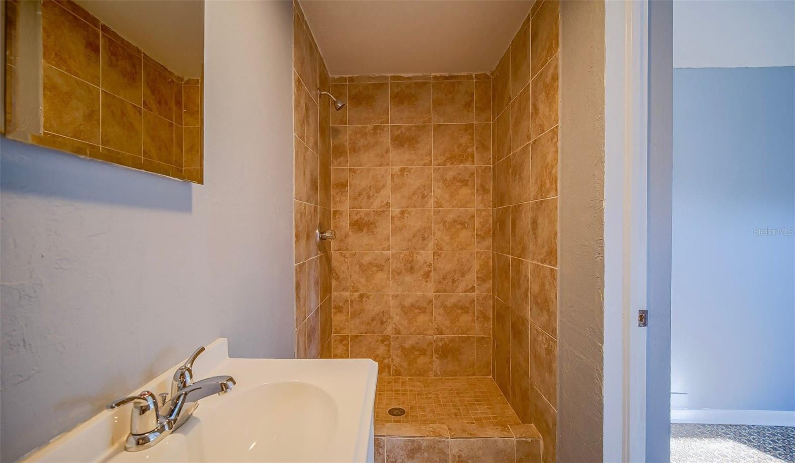 SIMONTON FARMS - Residential Lease