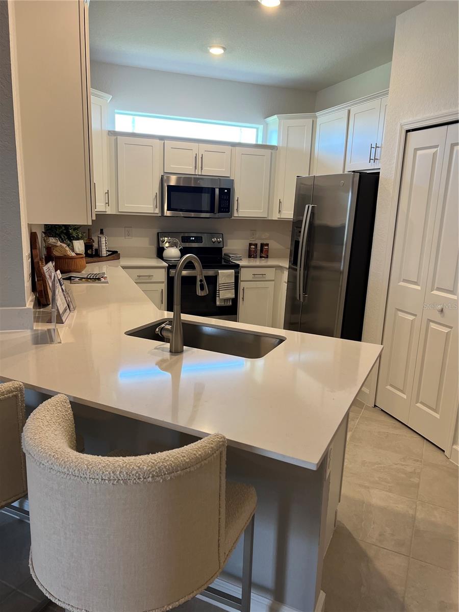 PALM LK/COCO BAY - Residential Lease
