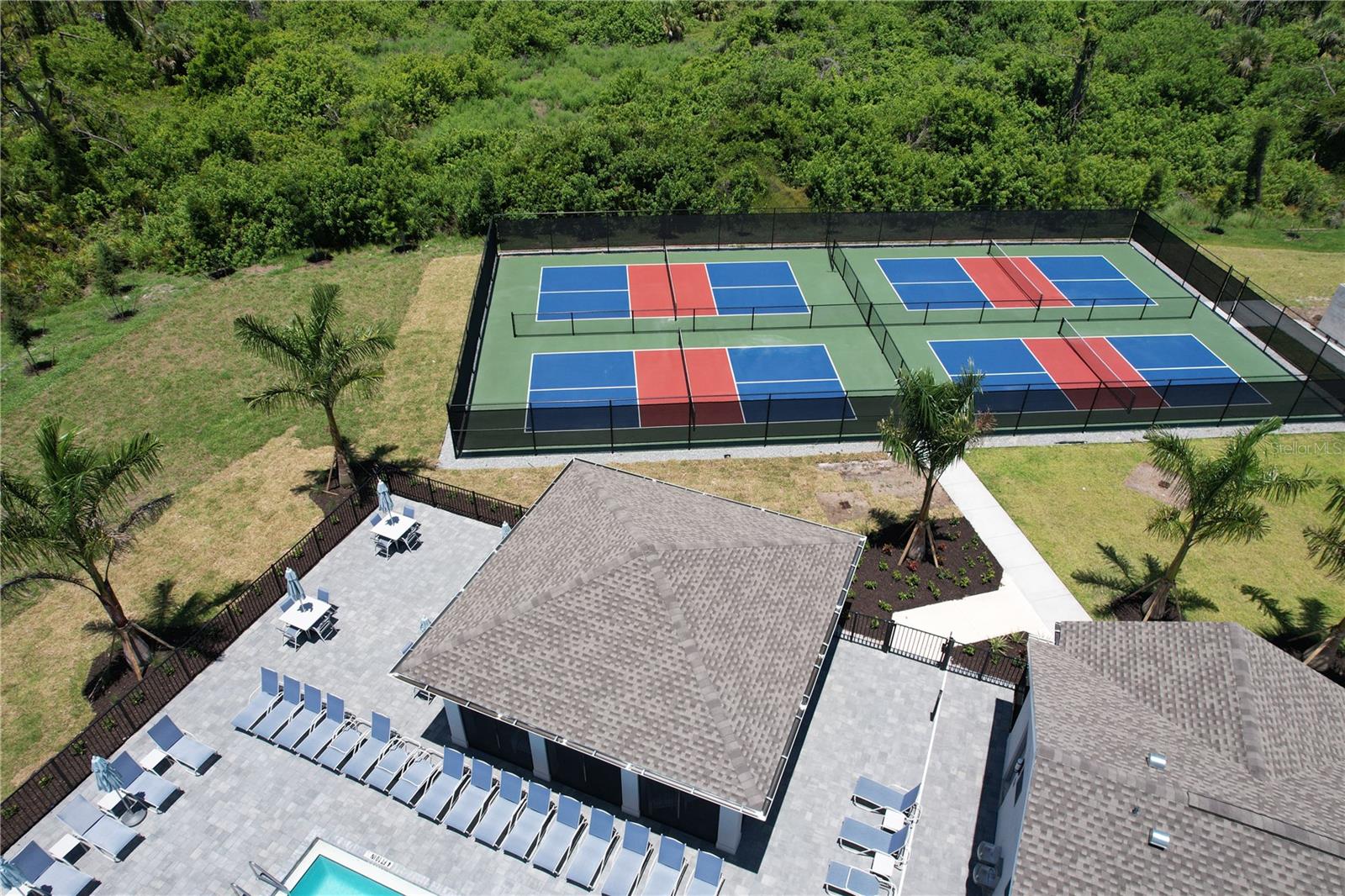 PALM LK/COCO BAY - Residential Lease
