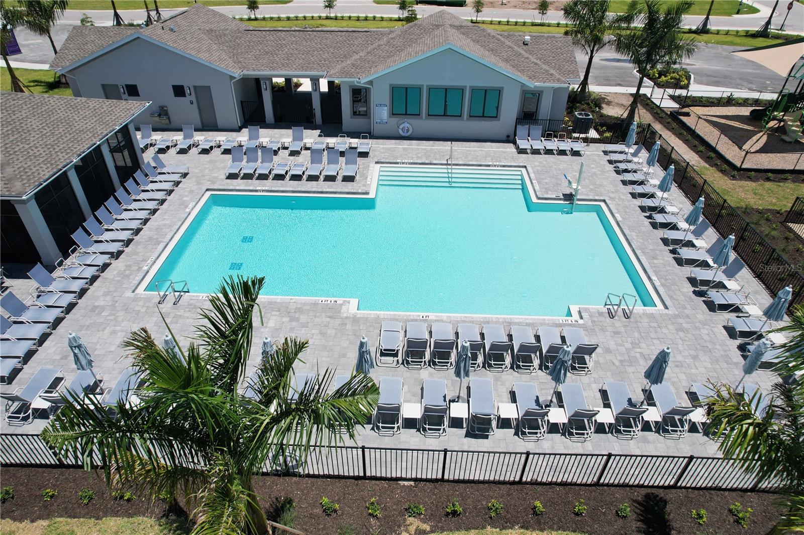 PALM LK/COCO BAY - Residential Lease