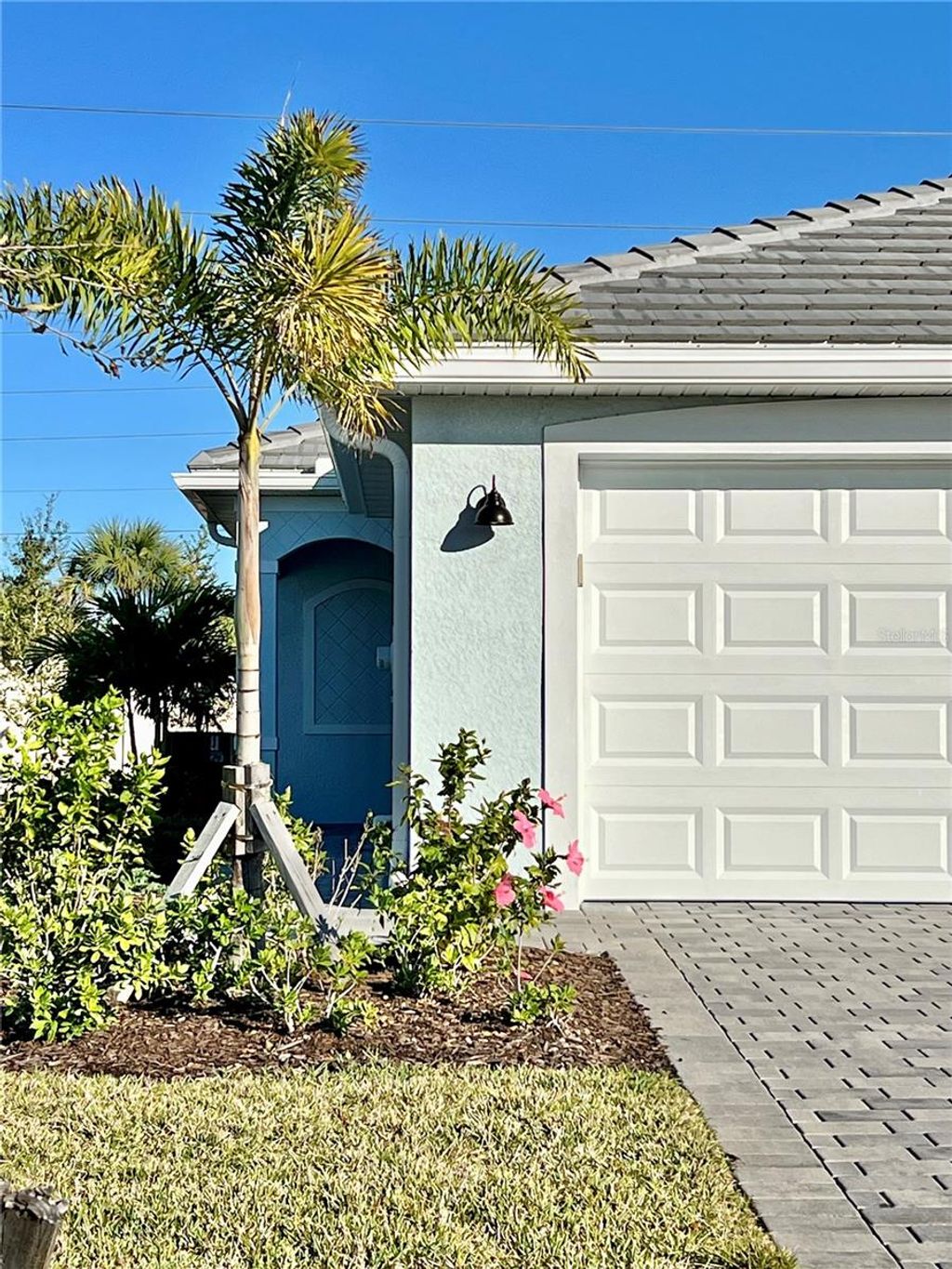 Photo of 8057 Shore Lake Drive, Englewood, FL 34224 (MLS # A4657881)