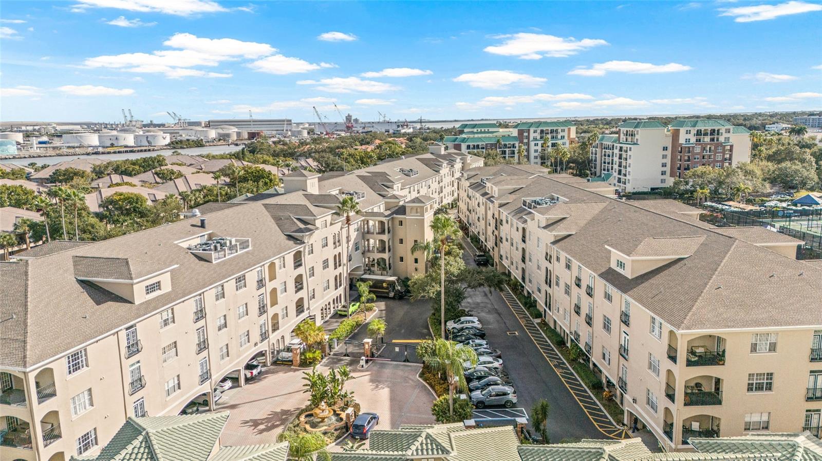 HARBOUR PLACE CITY HOMES - Residential Lease