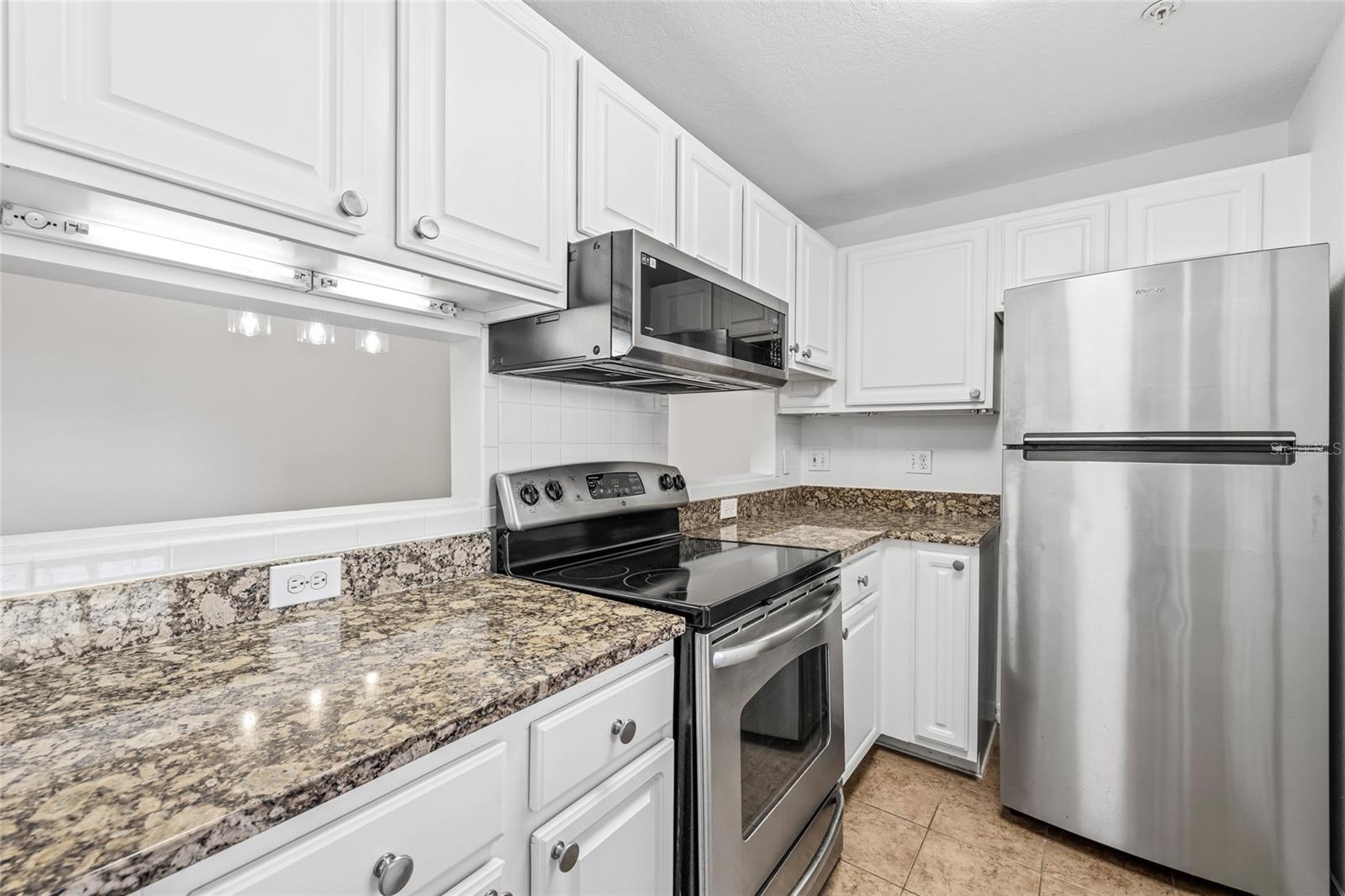 HARBOUR PLACE CITY HOMES - Residential Lease