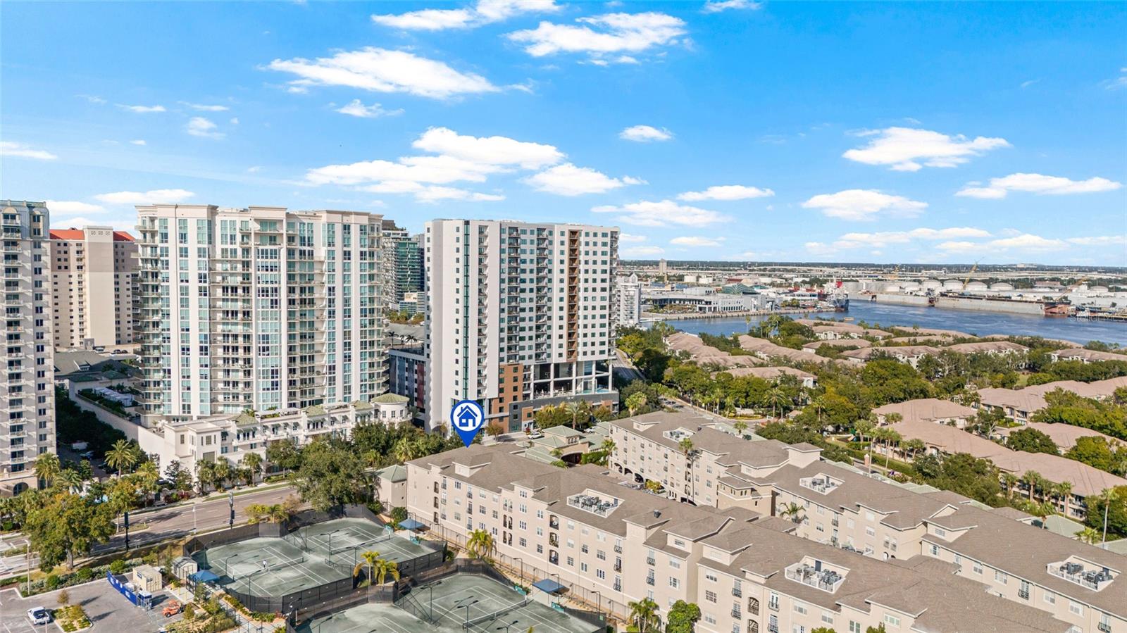 HARBOUR PLACE CITY HOMES - Residential Lease