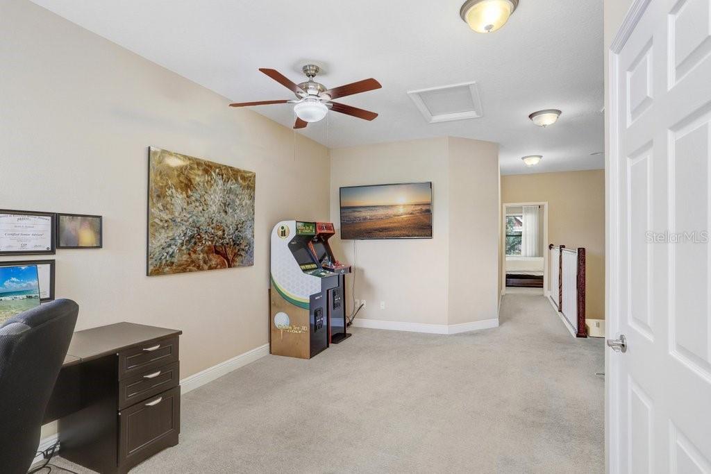 WEST LAKE TOWNHOMES - Residential