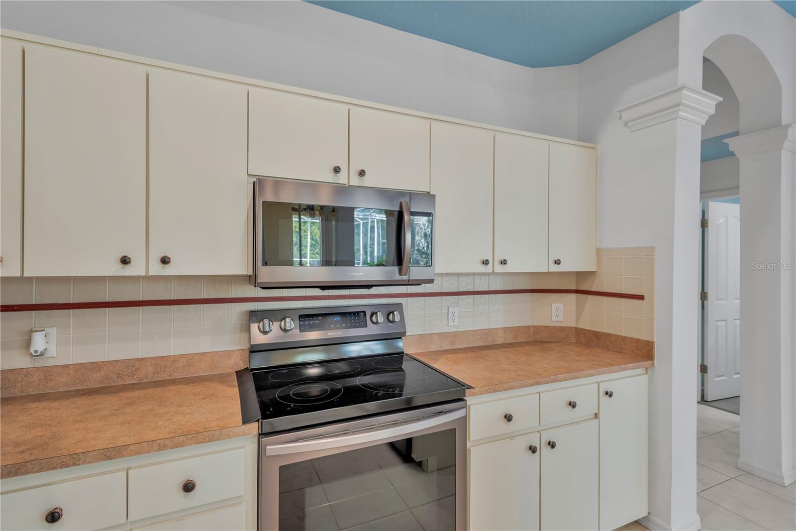 ROLLING OAKS ESTATES - Residential