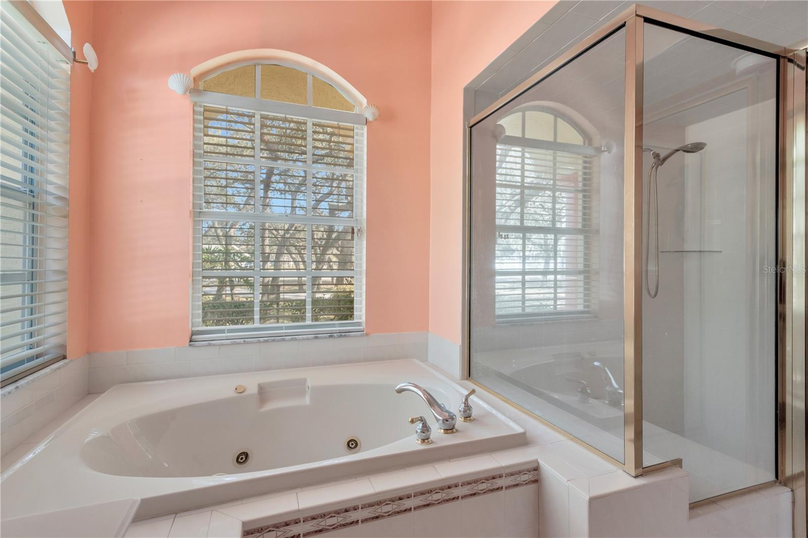 ROLLING OAKS ESTATES - Residential