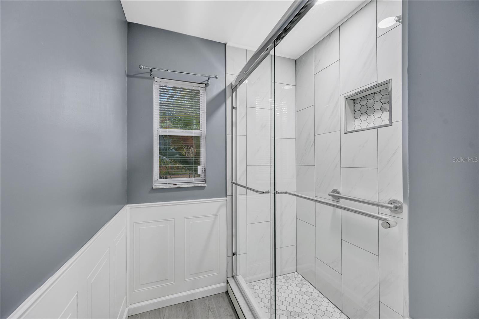 ROLLING OAKS ESTATES - Residential