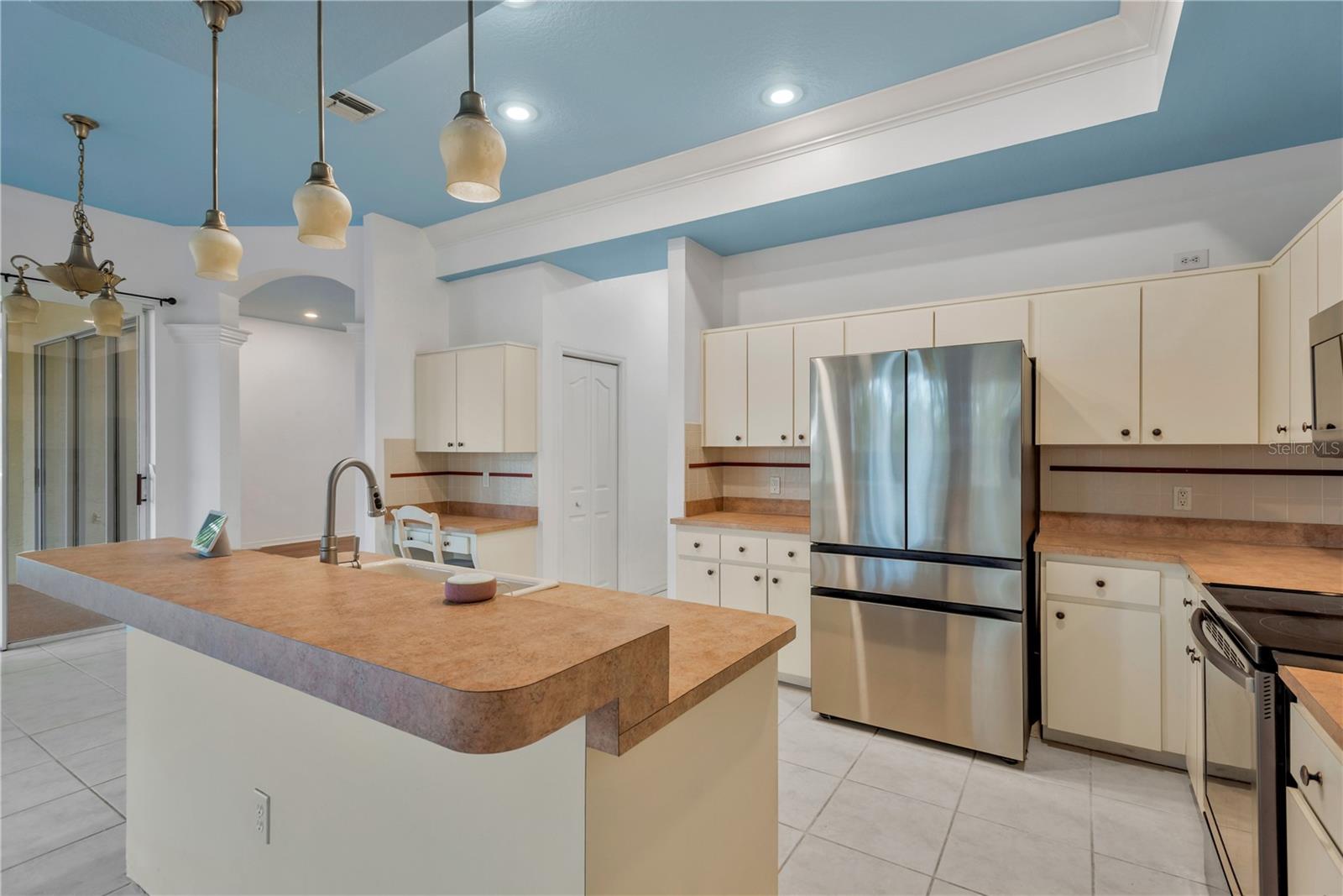 ROLLING OAKS ESTATES - Residential