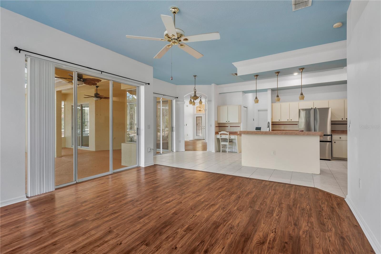 ROLLING OAKS ESTATES - Residential