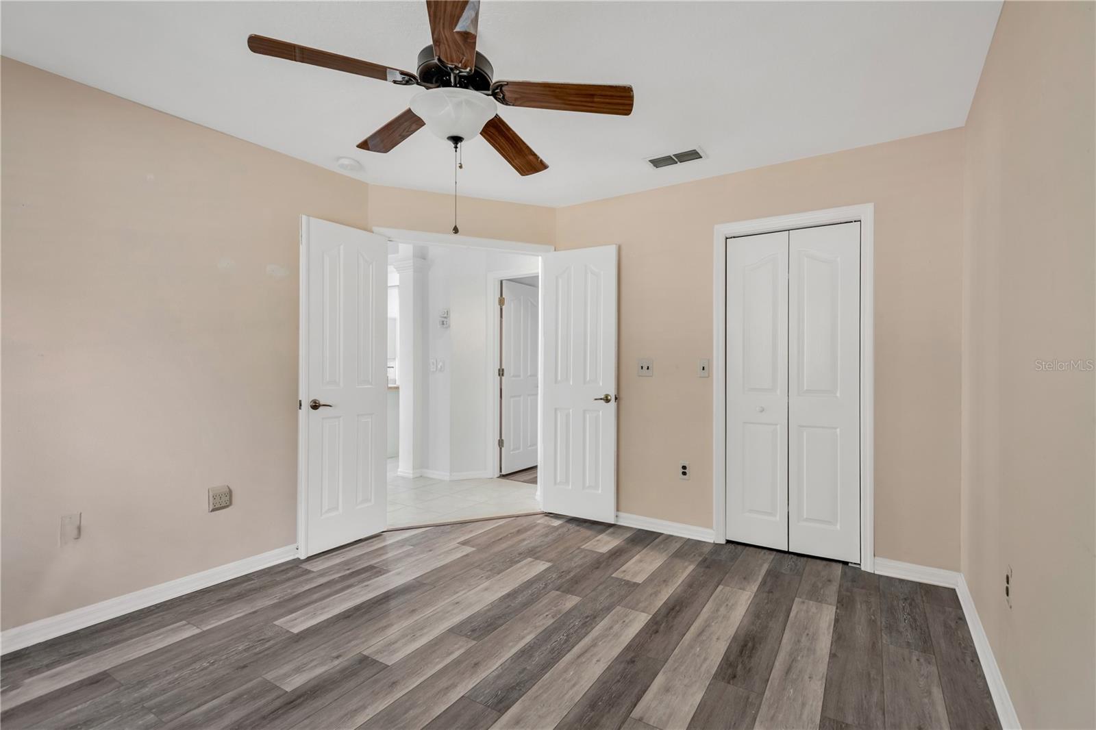 ROLLING OAKS ESTATES - Residential