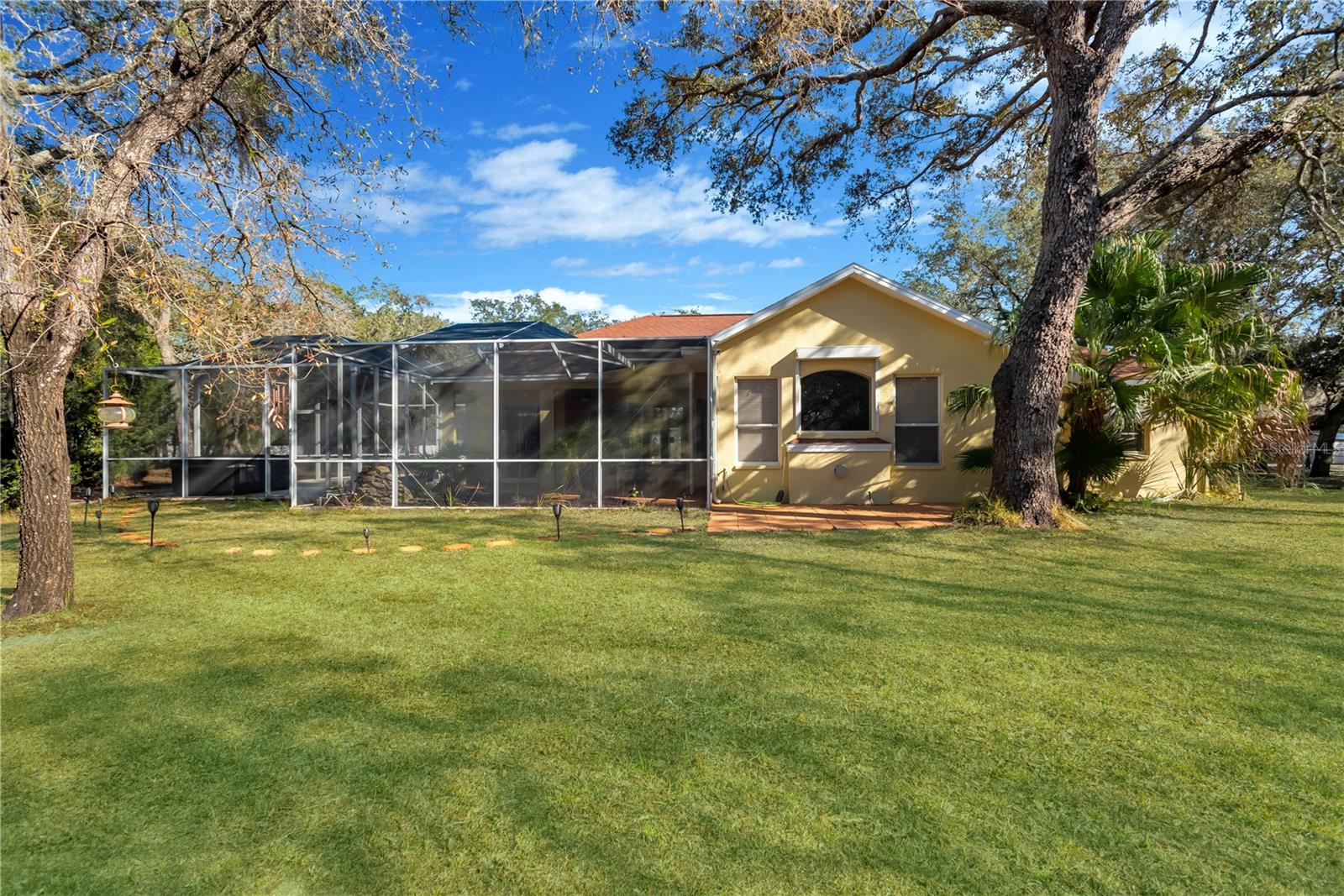 ROLLING OAKS ESTATES - Residential