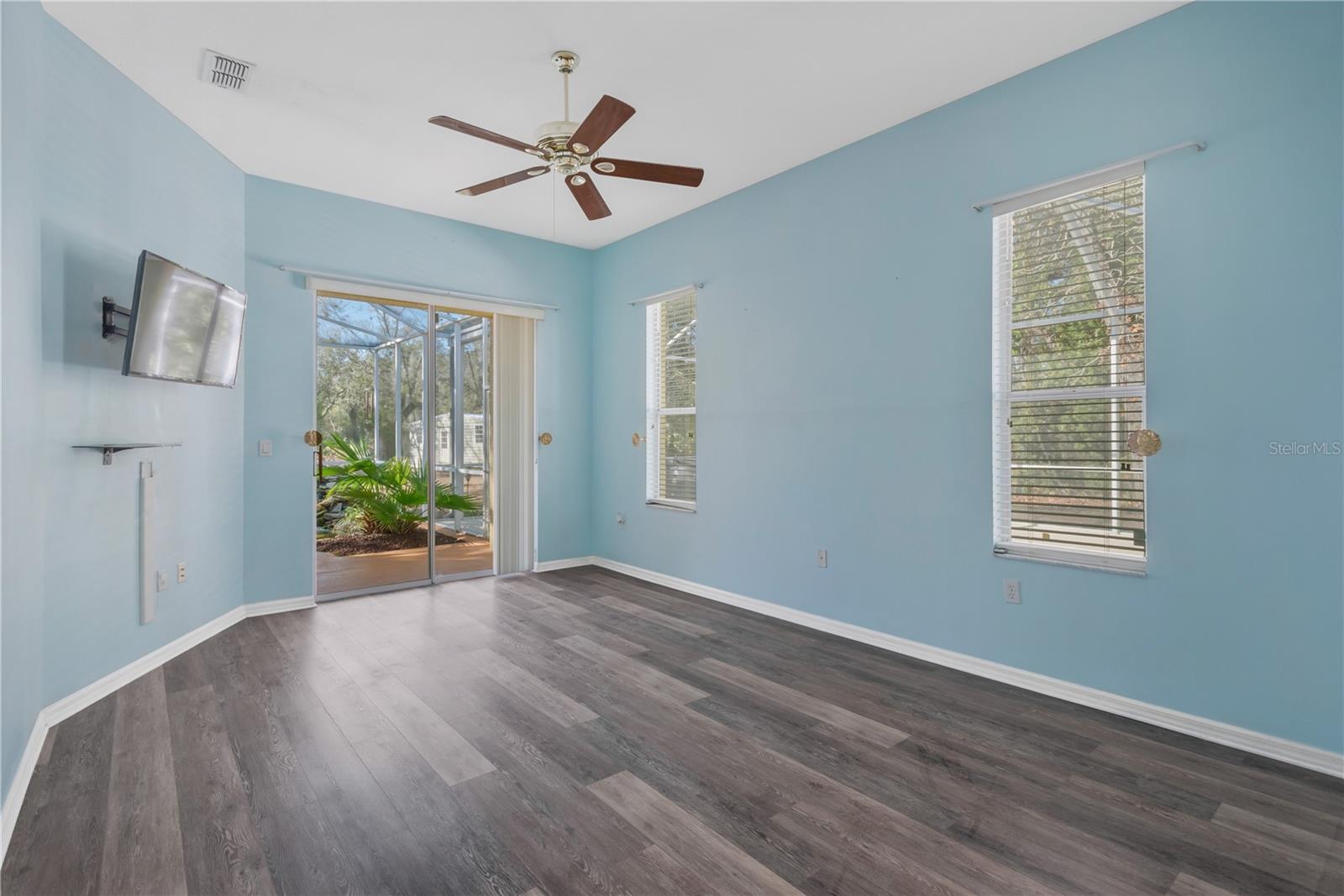 ROLLING OAKS ESTATES - Residential