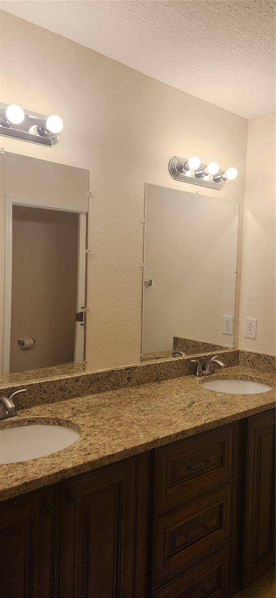 BREEZEWOOD - Residential