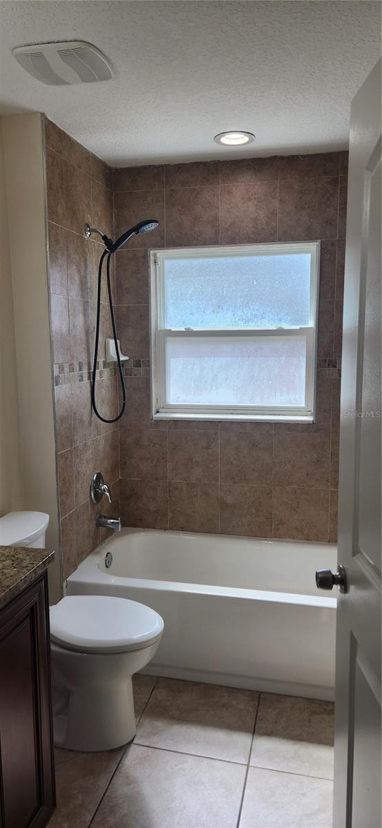 BREEZEWOOD - Residential