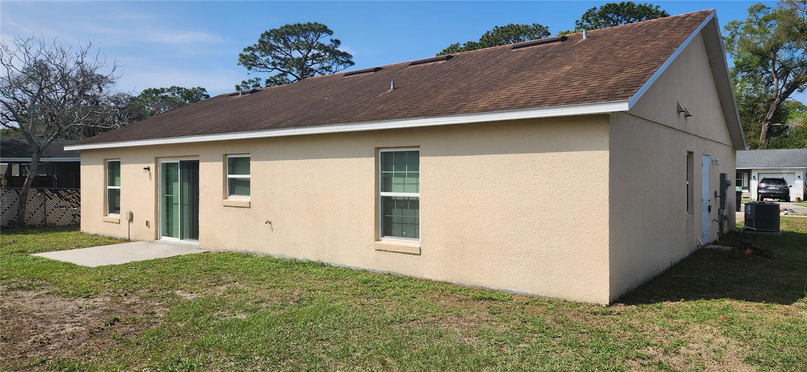 BREEZEWOOD - Residential