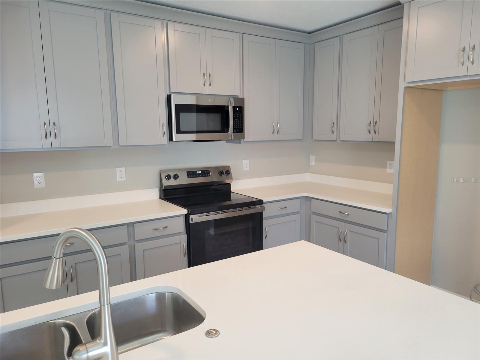 HAMMOCKS/WEST PORT PH 1 - Residential