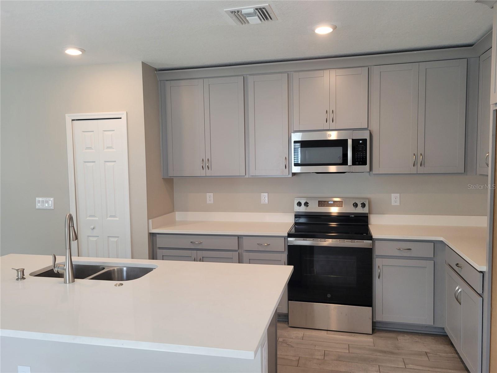 HAMMOCKS/WEST PORT PH 1 - Residential