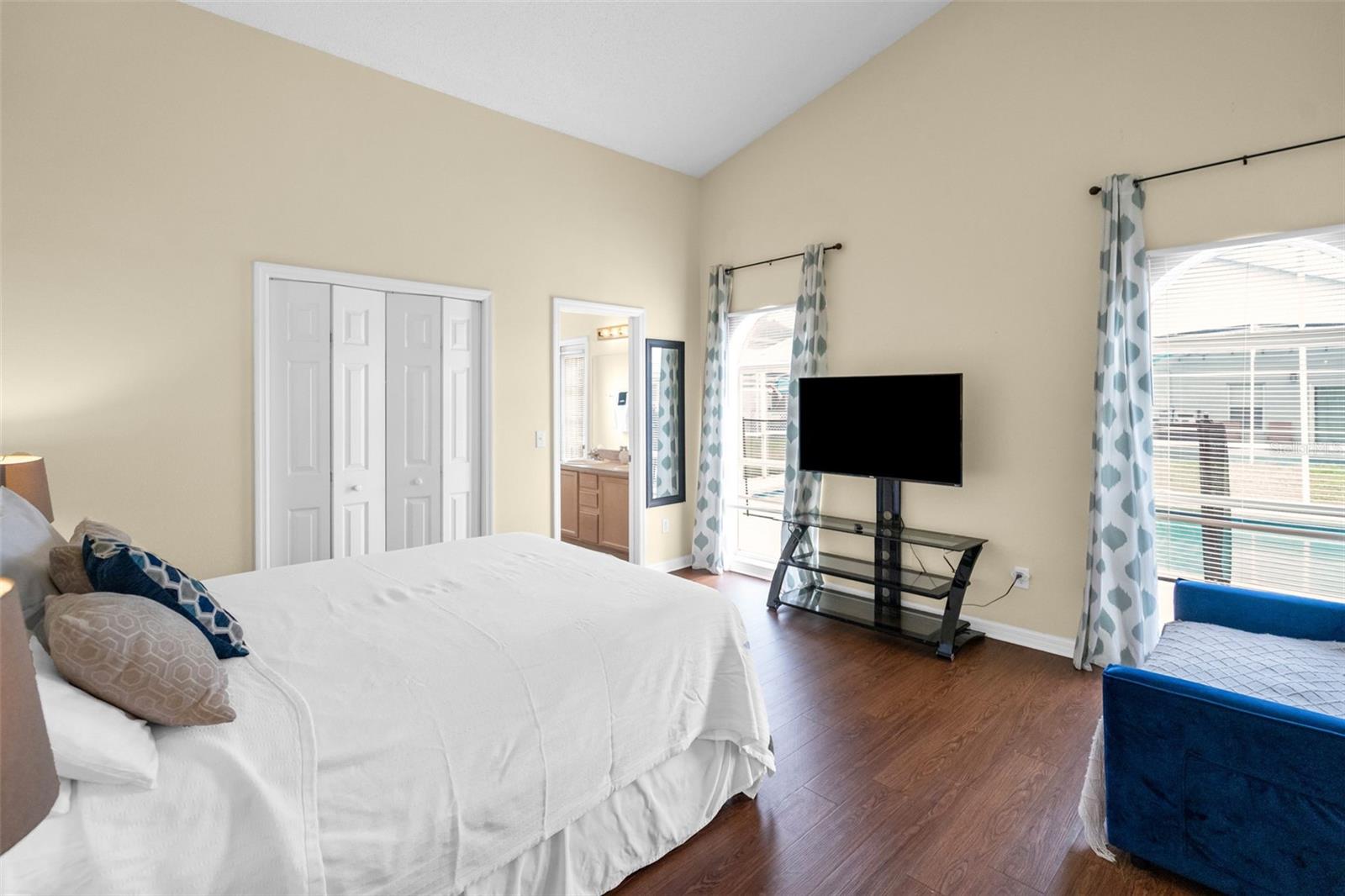 HAMPTON ESTATES - Residential